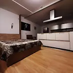 Champetre Park View Апартаменти Рига