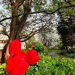 Champetre Park View *