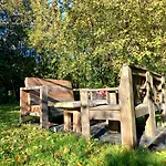 Champetre Park View Апартаменти *