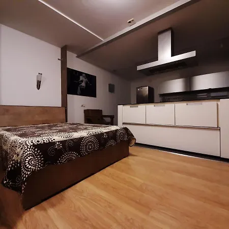 Champetre Park View Daire Riga