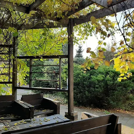 Champetre Park View *